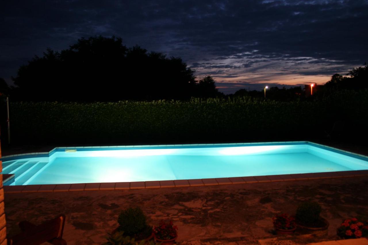 Family House On Private Property With Pool *